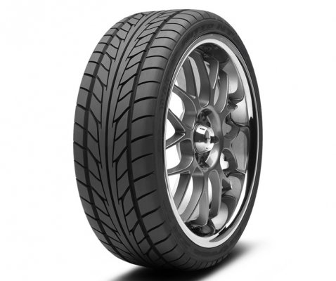 NITTO 225/35R19 88W NT555